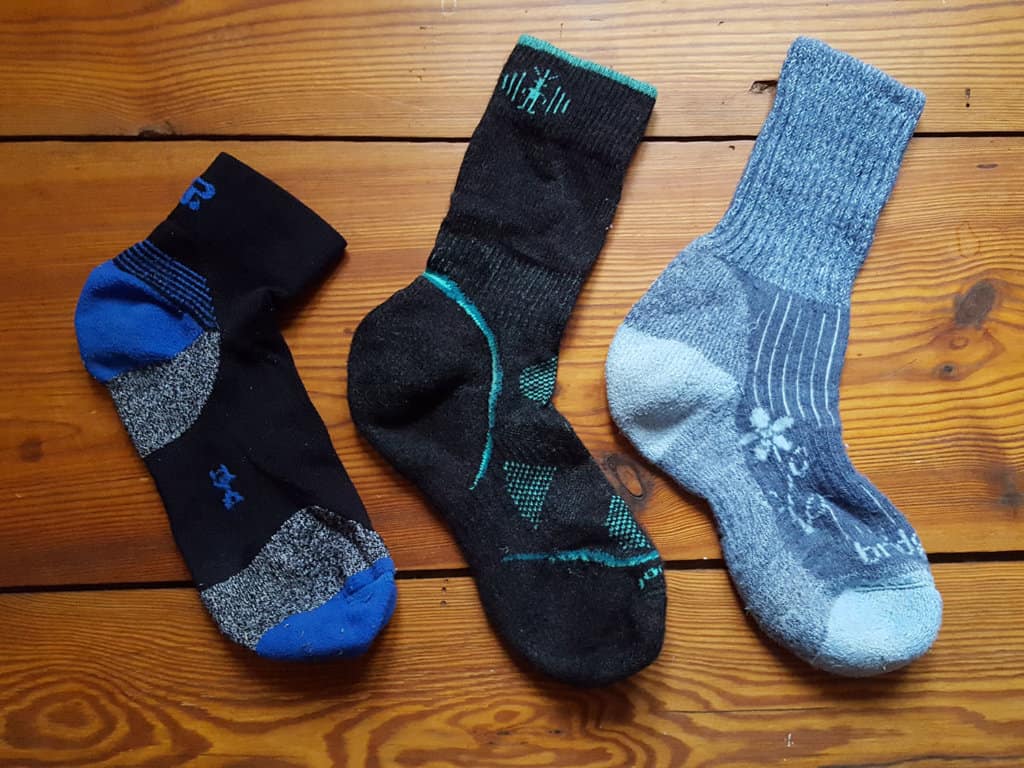 How to prevent blisters by choosing proper socks