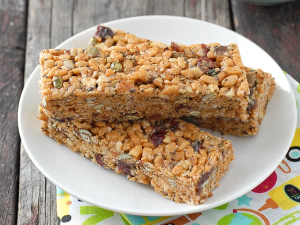 20 Insanely Easy and Tasty Hiking Snack Bar Recipes to Power Your Next Adventure