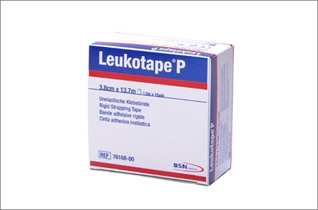 gifts-for-hikers-leukotape