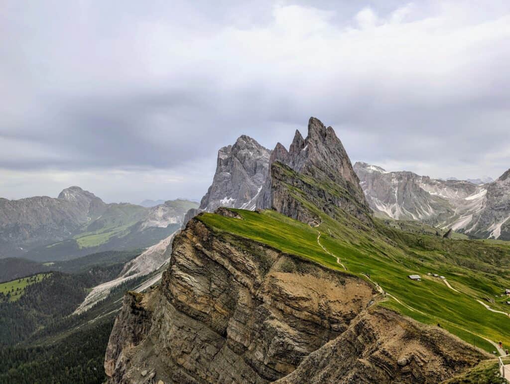 things to do in the dolomites seceda