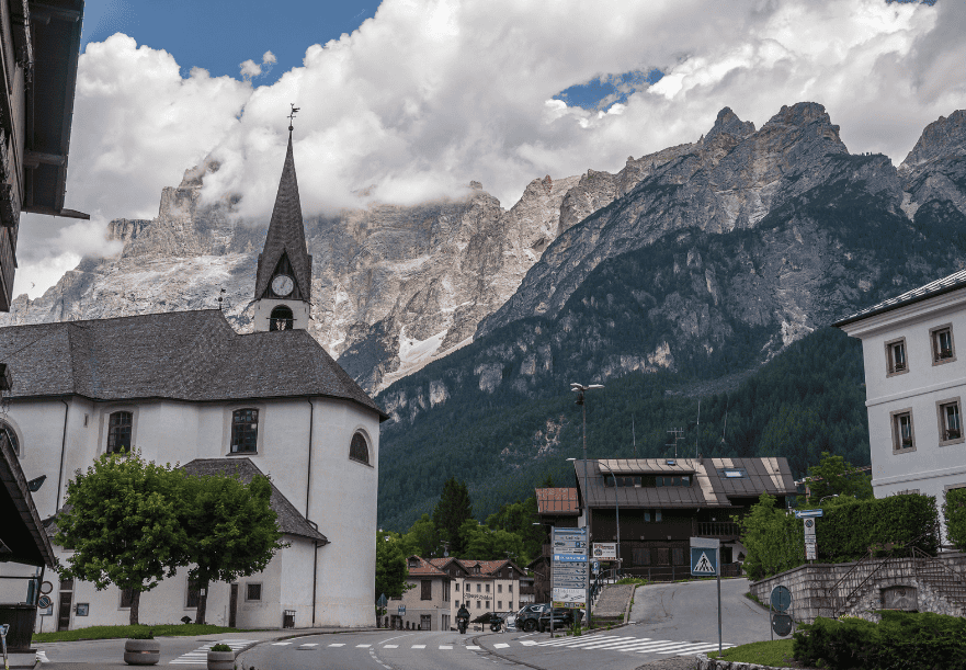 things to do in the dolomites cortina d'ampezzo